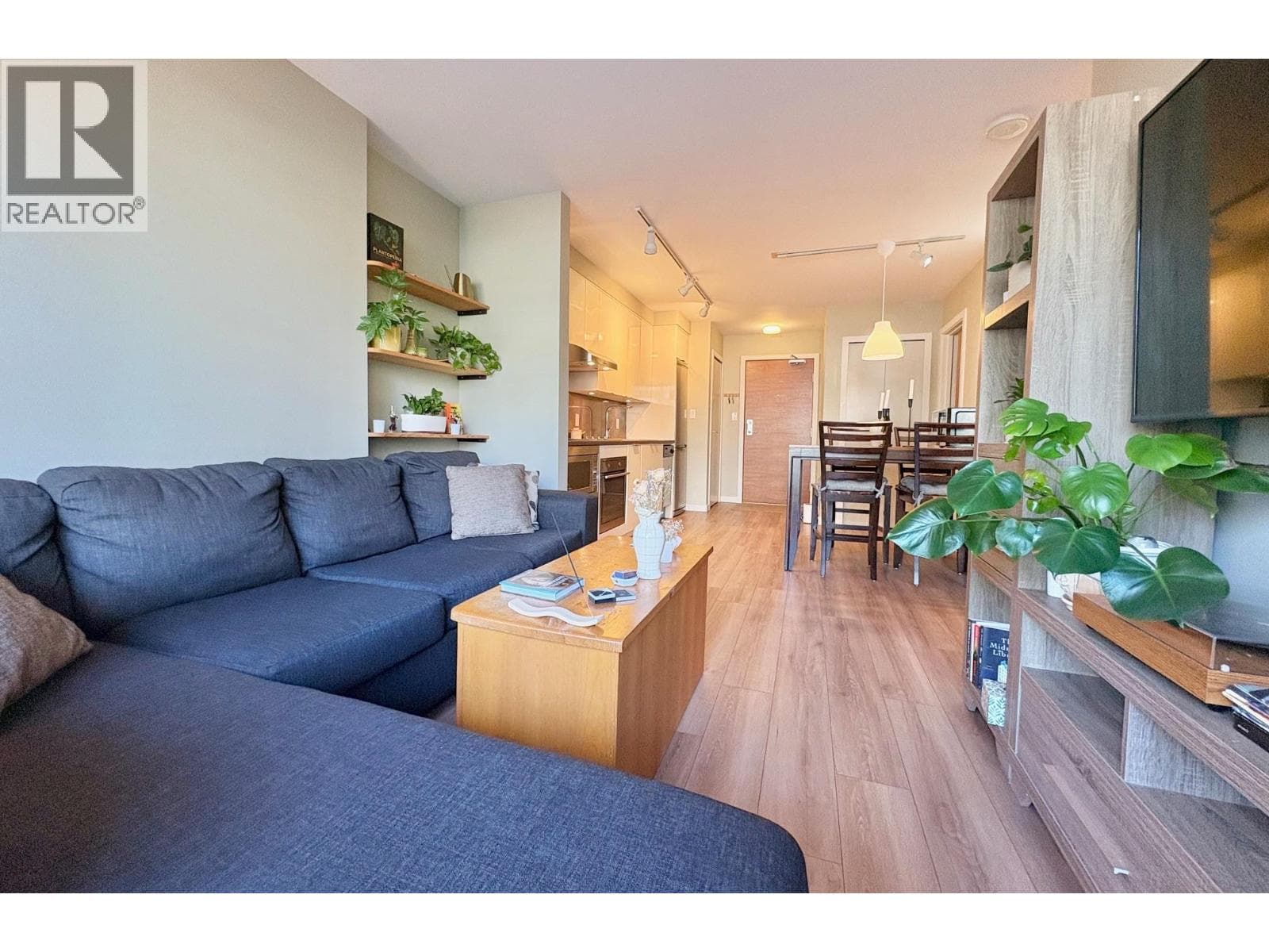 308 161 W Georgia Street, Vancouver: photo 1 of 36
