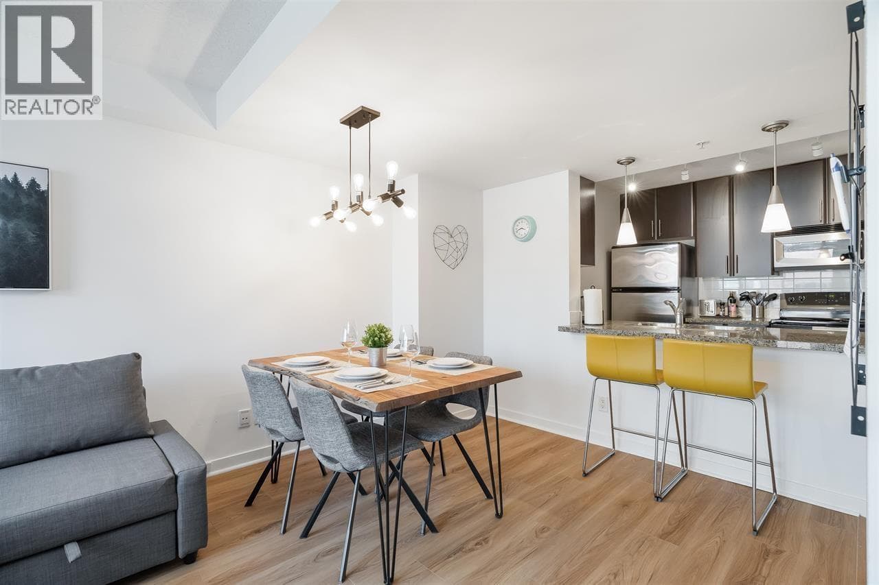 517 618 Abbott Street, Vancouver: photo 1 of 17