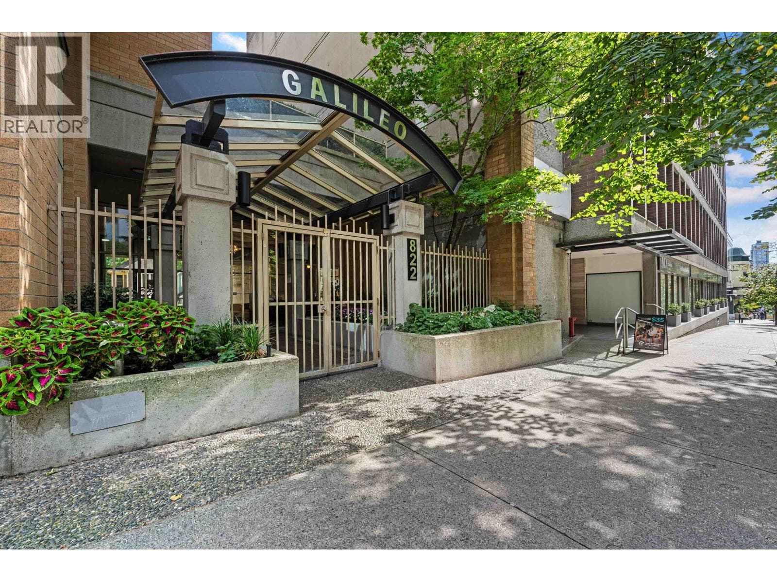 1405 822 Homer Street, Vancouver: photo 1 of 20