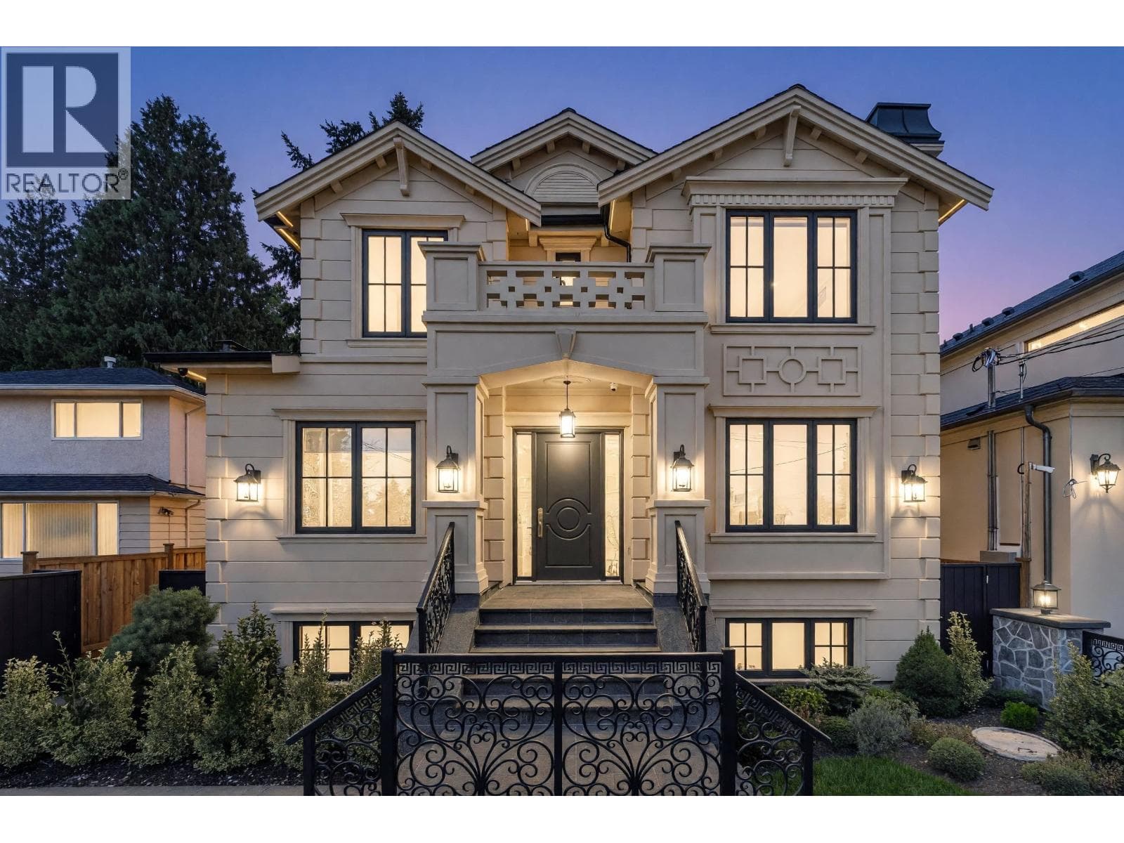 1443 W 57th Avenue, Vancouver: photo 1 of 29
